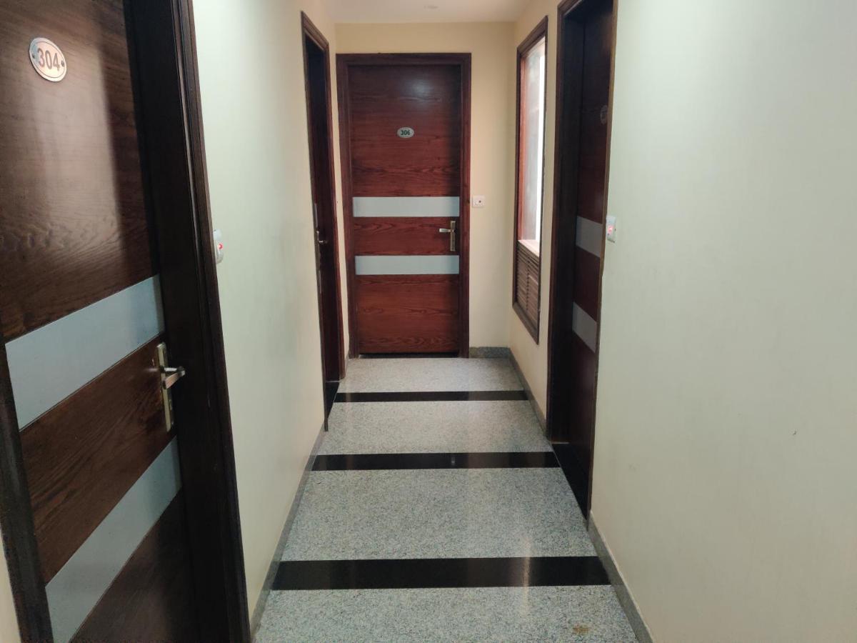 Raj Mahal Inn Yeni Delhi Dış mekan fotoğraf